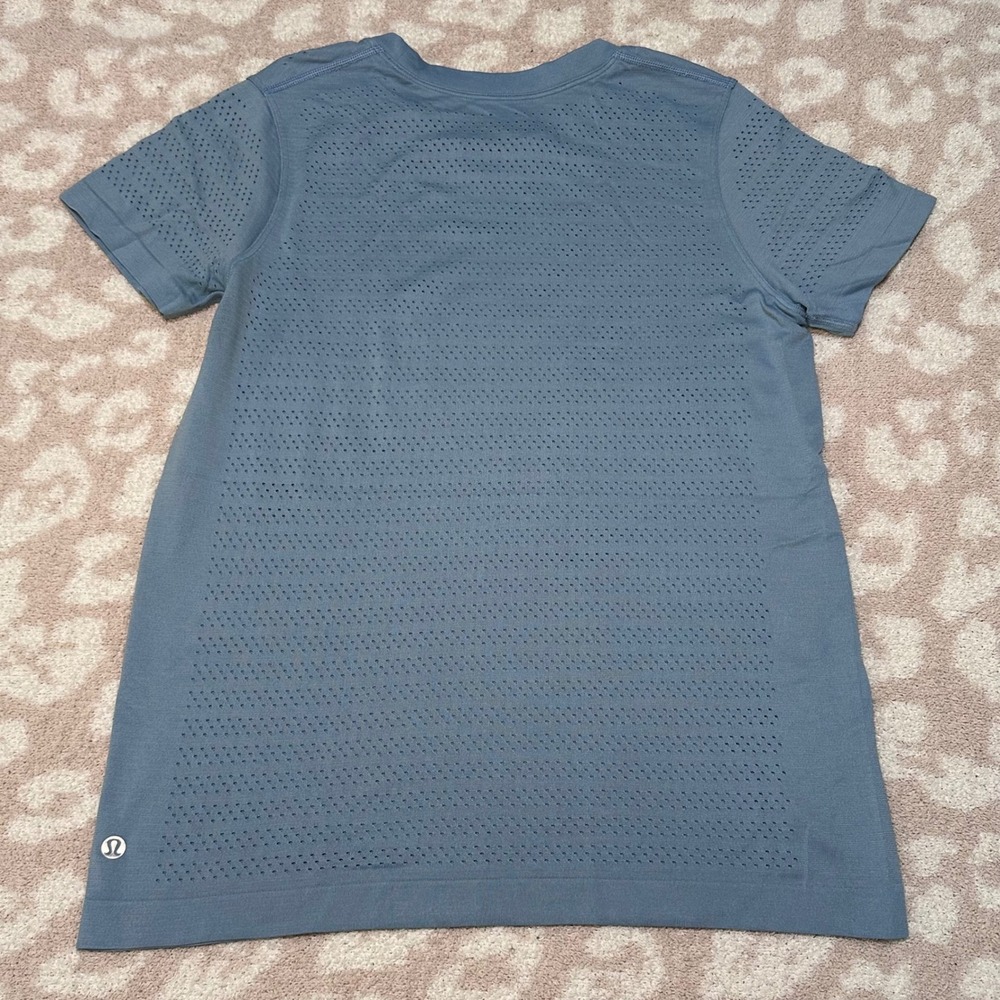Lululemon Swiftly Tech Short Sleeve 2.0 Blue Slate Size 6 - Picture 2 of 2